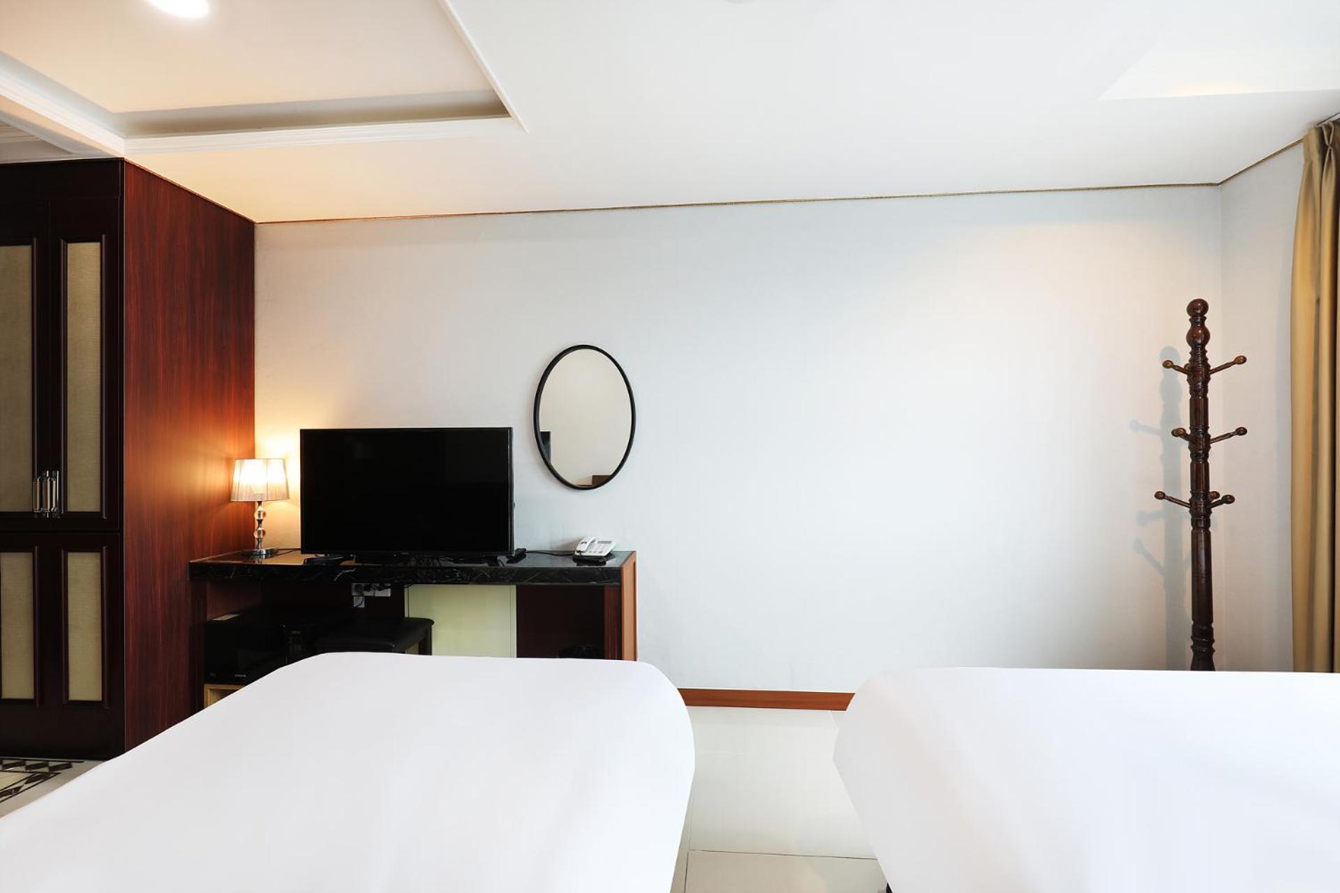 Intercity Hotel 3*